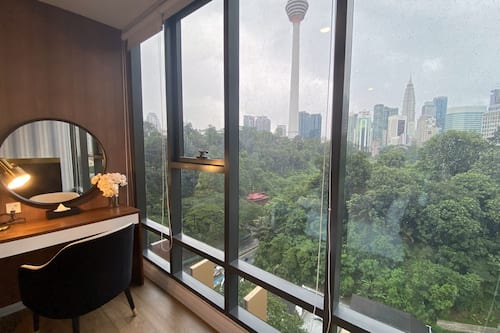 Designer Twin Studio | View from room