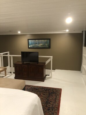 1 habitación, escritorio, tabla de planchar con plancha y wifi gratis