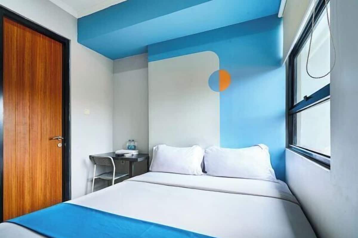 Soundproofing, WiFi (free)