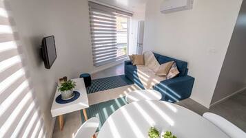 Apartamento (Brussels North) | Área de estar | Smart TV, pisos aquecidos
