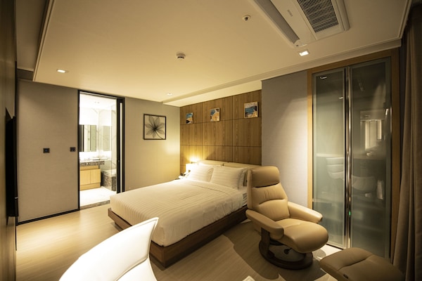 In-room safe, desk, laptop workspace, blackout drapes