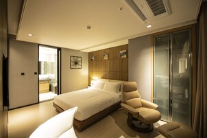 In-room safe, desk, laptop workspace, blackout drapes