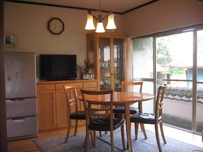 In-room dining - Guesthouse FUKIAESU (Bungoono)