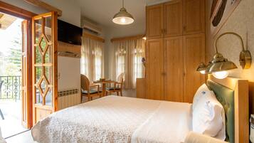 Soundproofing, iron/ironing board, free WiFi, bed sheets