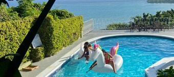 Fully Staffed, private pool, breakfast included, ocean view villa for groups!