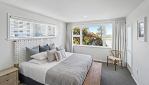 Superior House | Free WiFi, bed sheets - Kaikoura Beach Motel (Kaikoura)