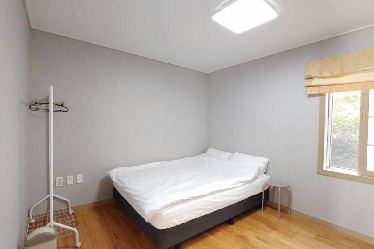 1 bedroom, free WiFi