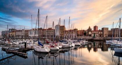 Apartment in the very center of Gijón, great, WIFI, Movistar +, Sofa Bed