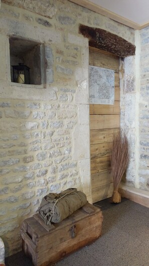 Habitación exclusiva con 1 cama doble o 2 individuales (Barrack 2) | Servicio de la habitación