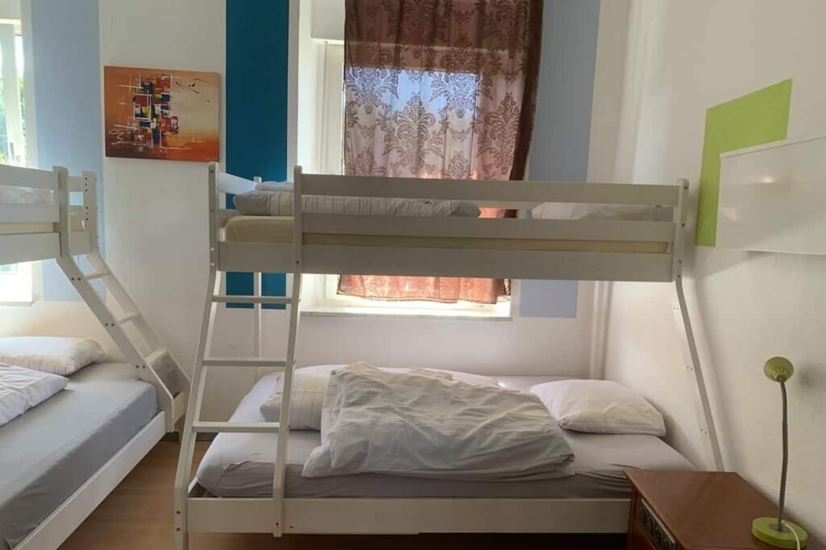 3 bedrooms, desk, free WiFi