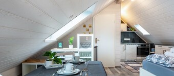 Cozy Vacation Apartment “Opitz” close to Lake Constance with Wi-Fi, Garden & Pool