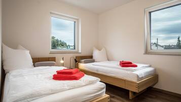 2 bedrooms, free WiFi, bed sheets