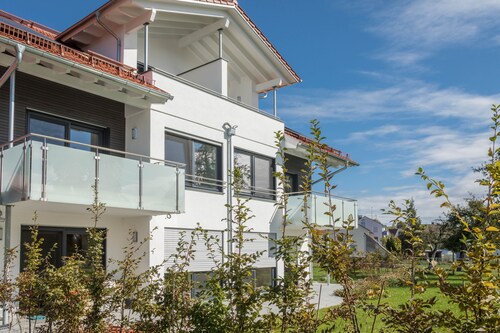 Apartment “4 am Biohof Eriskirch” close to Lake Constance with Wi-Fi, Balcony & Garden