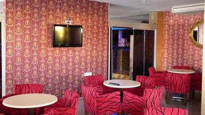Lobby sitting area - Atalla Hotel (Antalya)