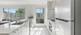 Brand new luxury home at Dakabin close to shop and North Lakes