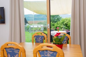 Apartament | Zona de menjador de l'habitació
