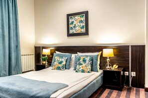Panoramic Room | Free cribs/infant beds, free WiFi