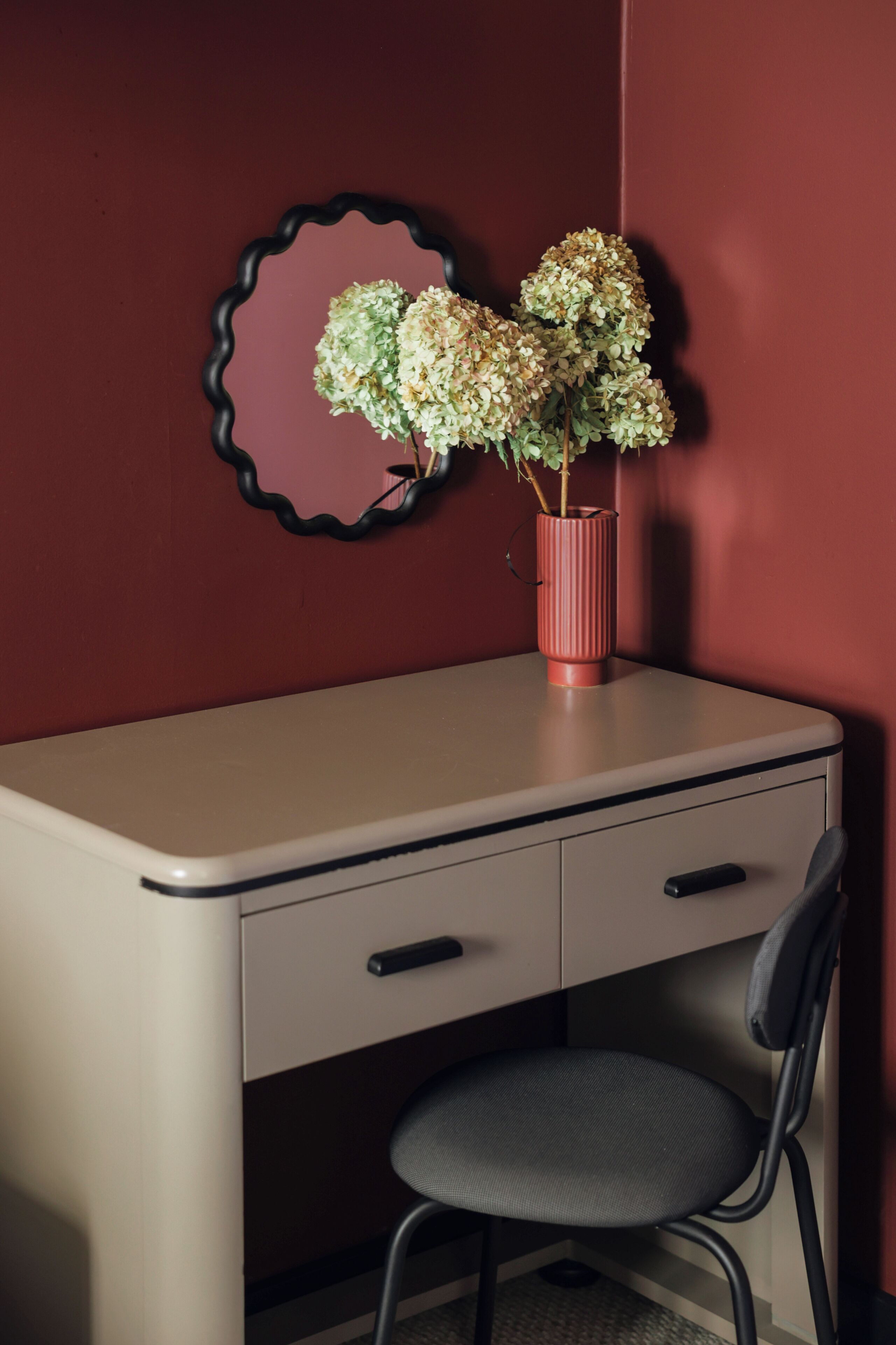 deluxe studio suite | 1 bedroom, desk, free cots/infant beds, free wifi