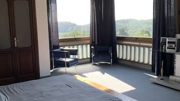 4 habitaciones, wifi gratis y ropa de cama