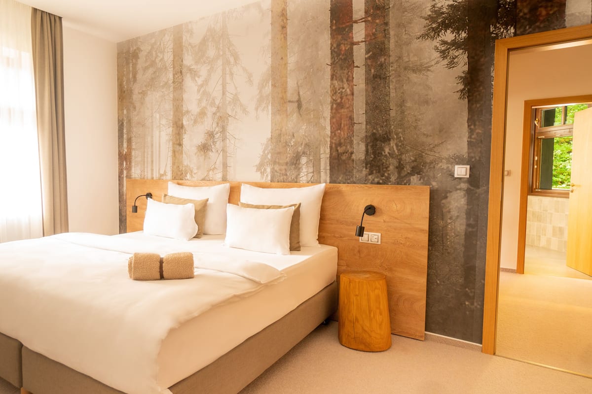 Family Suite, 2 Bedrooms | Hypo-allergenic bedding available, minibar, laptop workspace