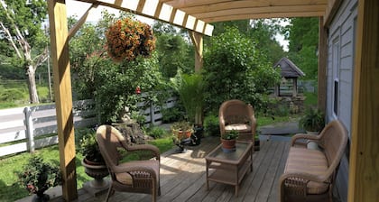 Star Field Farmhouse...Cooperstown Dreams Park Paradise awaits!