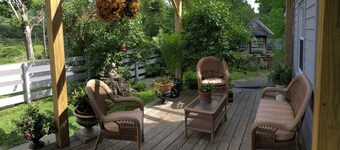 Star Field Farmhouse...Cooperstown Dreams Park Paradise awaits!