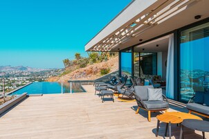 3+1 Villa Residence with Large  Private Pool | Beach/ocean view
