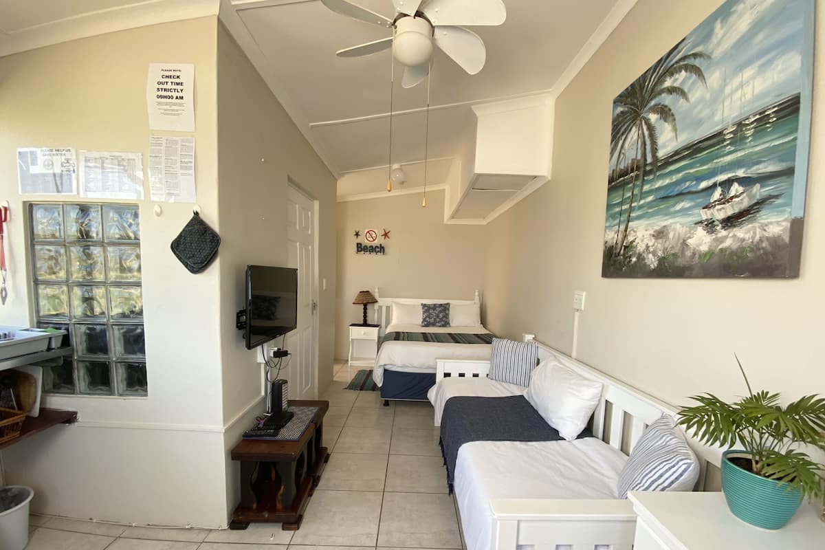 Comfort Studio, 1 Bedroom | Free WiFi, bed sheets