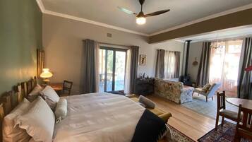 Olive Moon @ The Farmhouse | Premium bedding, individually furnished, free WiFi, bed sheets