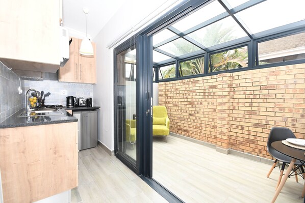 Terrace/patio - Linden Gap (Randburg)