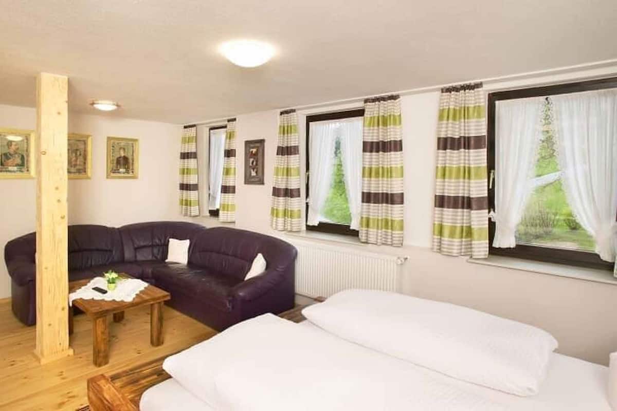Double Room | Free WiFi