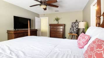 3 habitaciones, tabla de planchar con plancha, wifi y ropa de cama