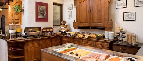 Gratis frukostbuffé varje dag
