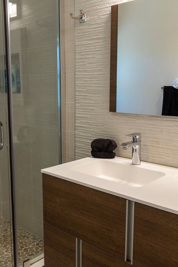 Apartment | Bathroom