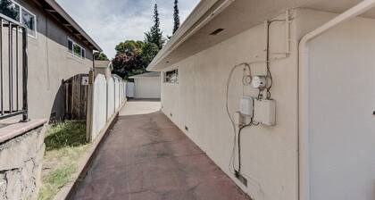 Cozy, Private 1-bedroom in Hayward