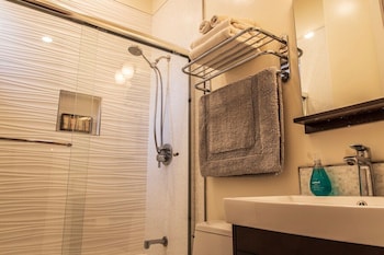 Lovely 2-bedroom in Cupertino