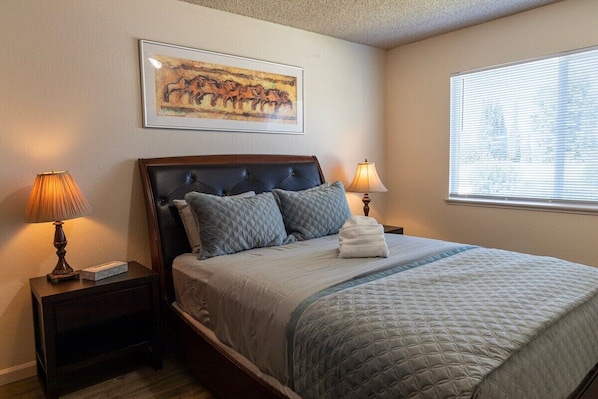 Apartment (Comfortable and Clean 2-Bedroom in Sa)