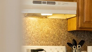 Unclassified image, 3 of 17, button - Cozy 2-bedroom in East Palo Alto (Palo Alto)
