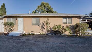 Căn hộ (Cozy 2Br/1Ba Near SJSU and Airport) | Ngoại thất