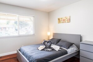 House (Beautiful Single Family Home in Union) | 3 bedrooms, desk, free WiFi - Beautiful Single Family Home in Union City (Union City)