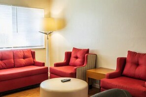 Apartment (Comfy 1-Bedroom in Santa Clara, near ) | 1 bedroom, desk, free WiFi