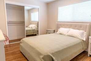 Departamento (Modern, Private 1-Bedroom in Silicon ) | 1 habitación, escritorio y wifi gratis
