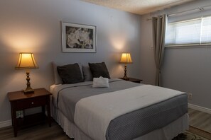 2 bedrooms, desk, free WiFi - Updated and Clean 2-bedroom in San Jose (San Jose)