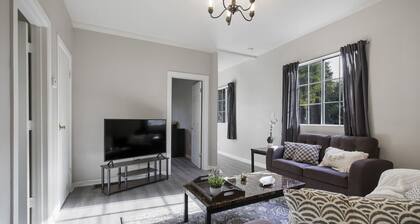 Cozy, Modern 3-bedroom in Oakland