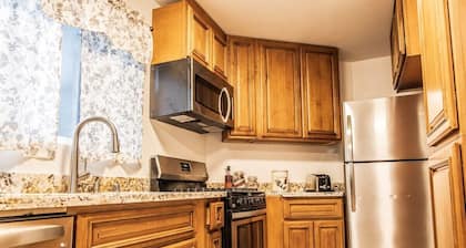 Cozy Three Bedroom in Concord