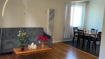 Apartment | Living room | TV