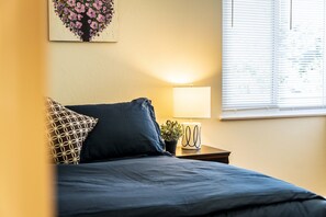 2 Schlafzimmer, Schreibtisch, kostenloses Internet per Kabel