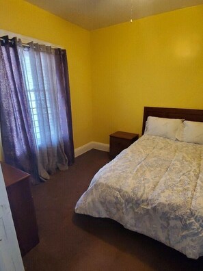 Apartment (Cozy 2-bedroom in Cleveland) | 2 bedrooms, desk, free WiFi - Cozy 2-bedroom in Cleveland (Cleveland)