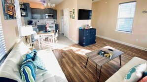 Bungalow (The Blue Door Bungalow - ideal for a ) | Living room | TV