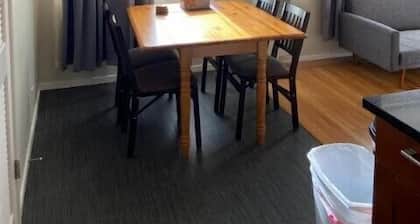 3422 Entire 1br Apt/house in El Cerrito Plaza